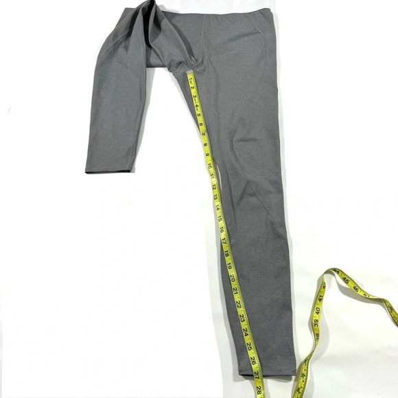 Good American Core Icon High Rise Leggings Grey - Picture 8 of 8